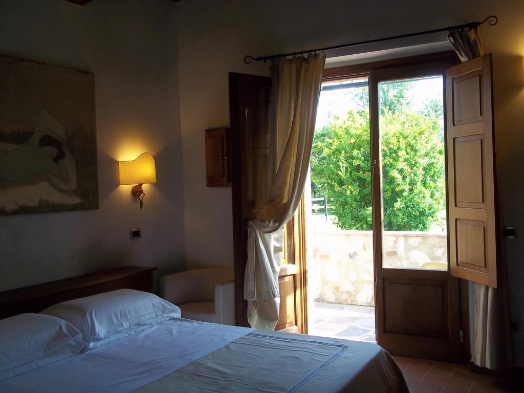 Agriturismo Lupo Cerrino タルクイーニア 部屋 写真
